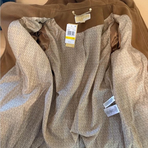 Michael Kors NEW Camel Brown Coat with Chain Detail. Free Michael Kors paper bag - Picture 4 of 6
